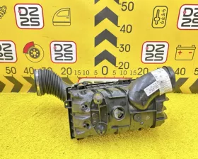 Корпус воздушного фильтра Land Rover