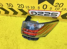 Стоп-сигнал LEXUS CT200H 2013 8155176020 ZWA10 2ZRFXE, задний правый