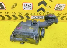 Корпус воздушного фильтра TOYOTA LAND CRUISER PRADO 2002 1770062140 VZJ121W 5VZFE, передний