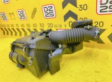 Корпус воздушного фильтра TOYOTA LAND CRUISER PRADO 2002 1770062140 VZJ121W 5VZFE, передний