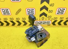 Селектор акпп ISUZU BIGHORN 1998 8971579271 UBS73GW 4JX1, передний