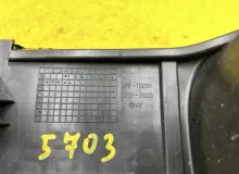 Пластиковая крышка на двс TOYOTA SIENTA 2015 1121221110 NHP170G 1NZFXE, передняя