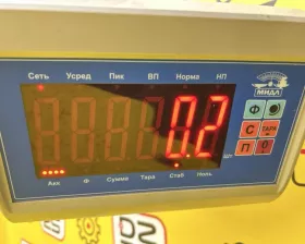 Пластиковая крышка на двс TOYOTA