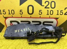 Блок управления сиденьем Land Rover RANGE ROVER 2005 YUB500200PUY L322 428PS, передний правый