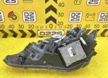 Фара LEXUS CT200H 2013 8114576101 ZWA10 2ZRFXE, передняя правая