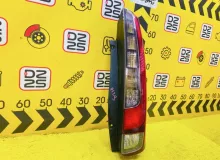 Стоп-сигнал TOYOTA ESQUIRE 2015 8155128550 ZRR85G 3ZRFAE, задний правый