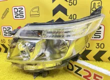 Фара TOYOTA ESQUIRE 2015 8117028D20 ZWR80G 2ZRFXE, передняя левая