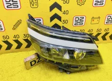 Фара TOYOTA VOXY 2014 8113028D21 ZWR80G 2ZRFXE, передняя правая