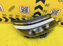 Фара TOYOTA VOXY 2014 8113028D21 ZWR80G 2ZRFXE, передняя правая