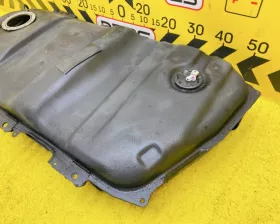 Бензобак TOYOTA