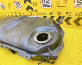 Бензобак TOYOTA
