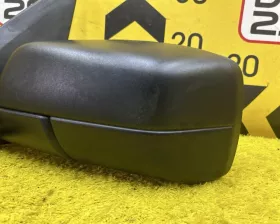 Уши Land Rover