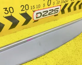 Шторка багажника TOYOTA