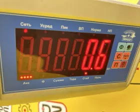 Петля капота Toyota