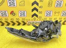Фара TOYOTA ESQUIRE 2015 8117028D21 ZRR85G 3ZRFAE, передняя левая