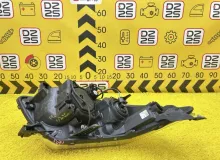 Фара TOYOTA ESQUIRE 2015 8117028D21 ZRR85G 3ZRFAE, передняя левая