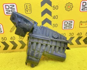 Корпус воздушного фильтра Land Rover