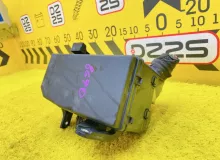 Блок предохранителей TOYOTA VOXY 2014 8266028340 ZWR80G 2ZRFXE, передний