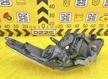 Фара TOYOTA ESQUIRE 2015 8117028D21 ZRR85G 3ZRFAE, передняя левая