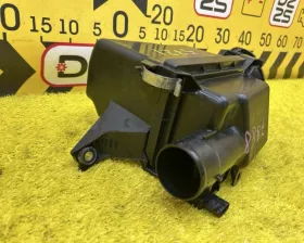 Корпус воздушного фильтра Toyota