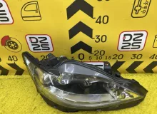 Фара LEXUS CT200H 2011 8114576100 ZWA10 2ZRFXE, передняя правая