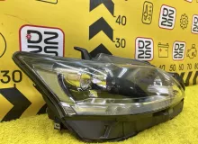 Фара LEXUS CT200H 2011 8114576100 ZWA10 2ZRFXE, передняя правая