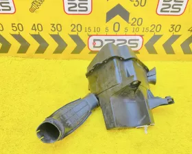 Корпус воздушного фильтра Toyota