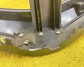Решетка радиатора Toyota