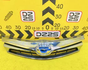 Решетка радиатора Toyota