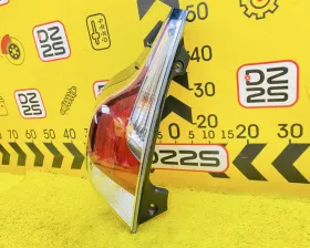 Стоп-сигнал Toyota