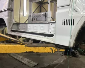Порог кузова Nissan