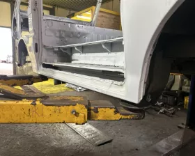 Порог кузова Nissan