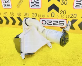 Бачок стеклоомывателя TOYOTA