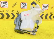 Бачок стеклоомывателя TOYOTA LAND CRUISER PRADO 2003 8531560300 VZJ121W 5VZFE, передний