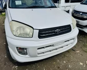 Бампер Toyota