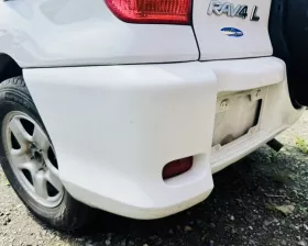 Бампер Toyota