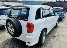 Бампер TOYOTA RAV4 2000/Цвет 064 5216142906 ZCA26W 1ZZFE, задний правый
