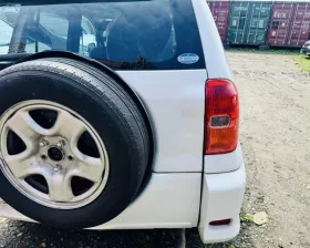 Бампер Toyota