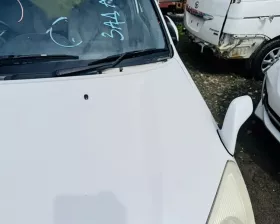 Капот Toyota