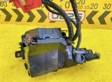 Блок предохранителей MAZDA CX-5 2017 KD4766767 KF2P SHVPTS, передний