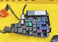 Блок предохранителей MAZDA CX-5 2017 KD4766767 KF2P SHVPTS, передний
