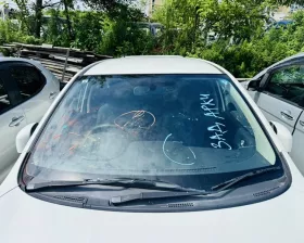 Лобовое стекло Nissan