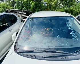 Лобовое стекло Nissan