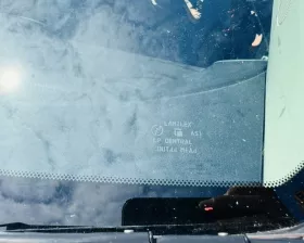 Лобовое стекло Nissan