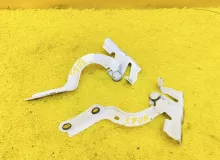 Петля капота LEXUS CT200H 2011 5341076030 ZWA10 2ZRFXE, передняя