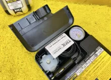 Компрессор подкачки колес TOYOTA VOXY 2014 4489052021 ZWR80G 2ZRFXE, задний