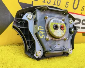 Подушка безопасности водителя Toyota