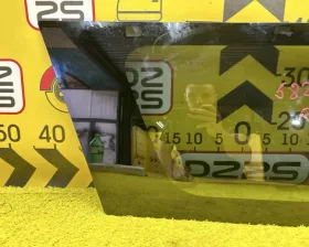 Стекло собачника NISSAN