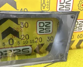 Стекло собачника NISSAN