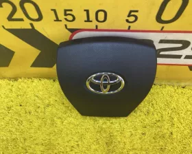 Подушка безопасности водителя Toyota